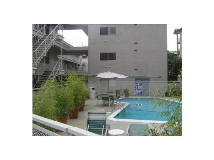 Hilltop Terrace Image 13