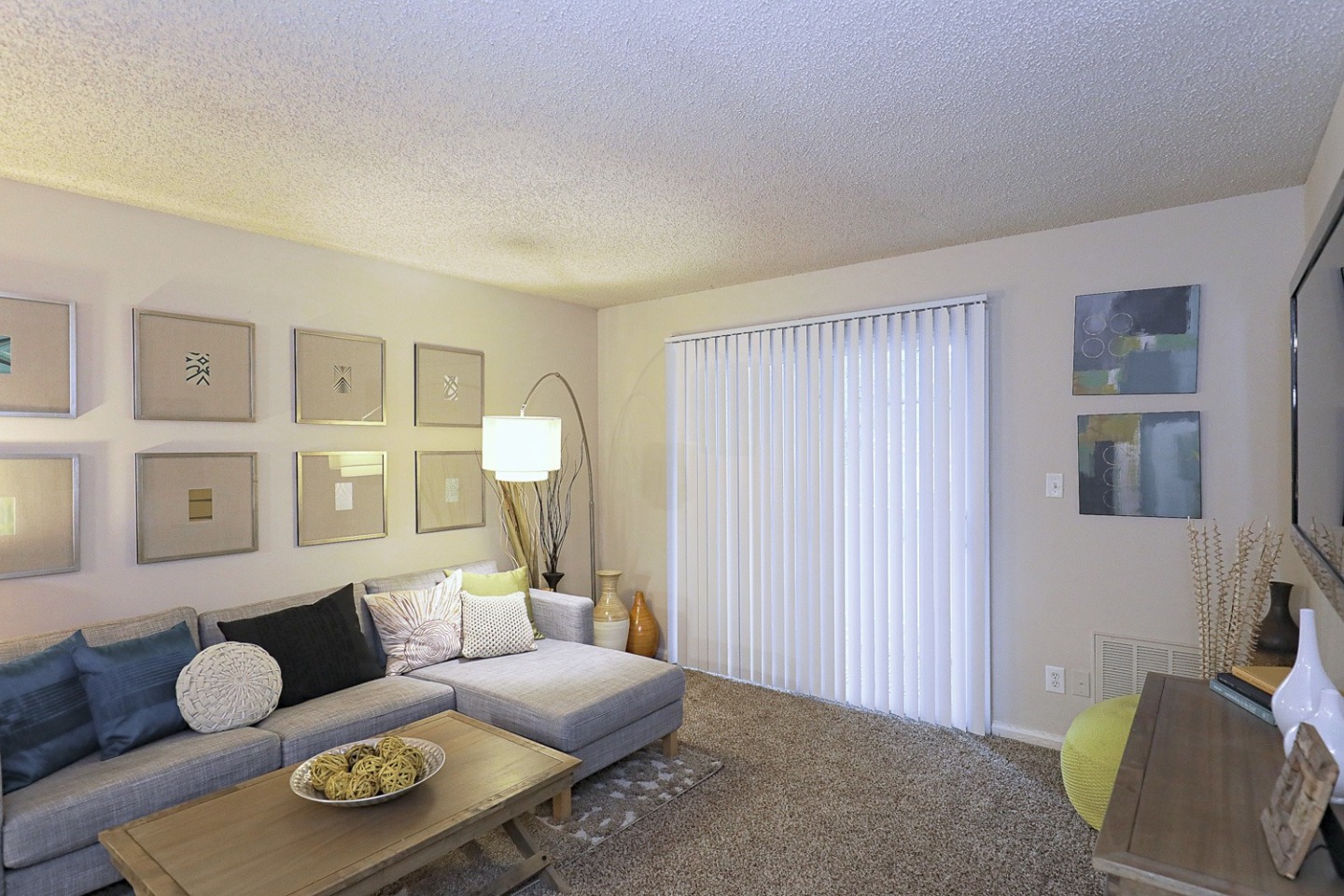 The Morehead Apartments Homes Image 33
