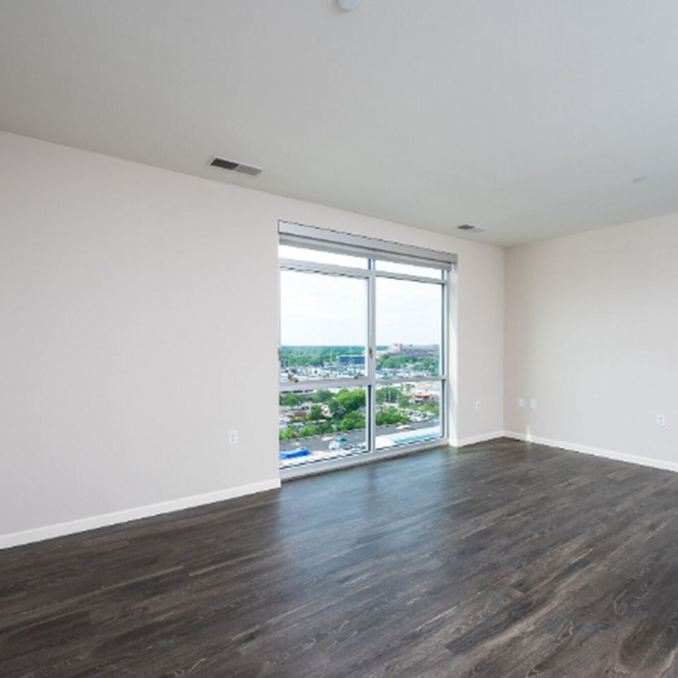 Skyline Tower Image 12