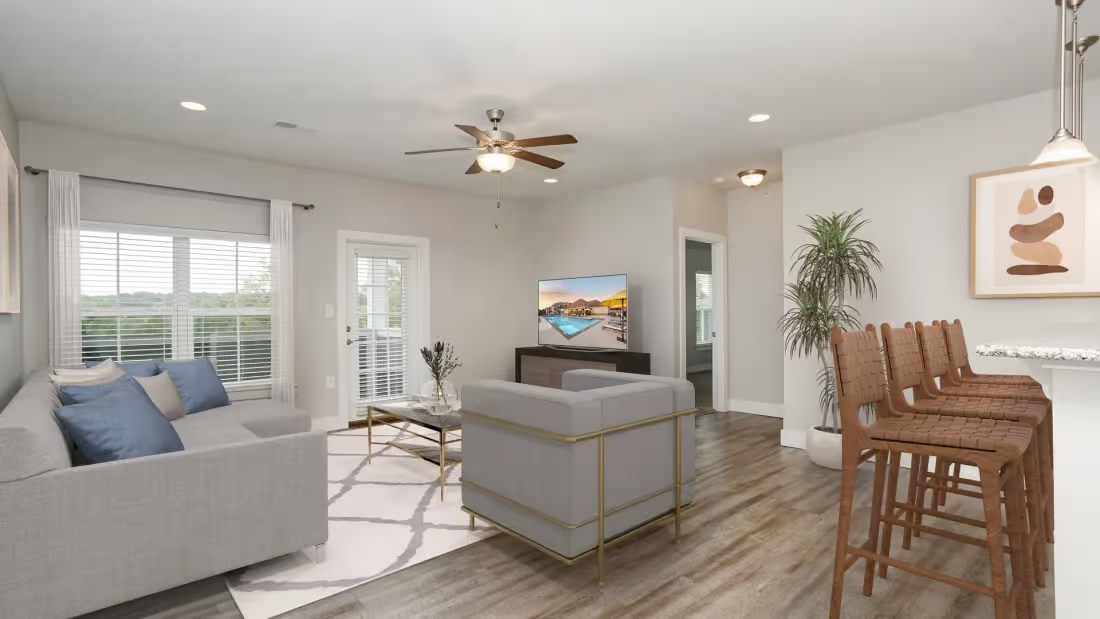 The Pointe at Five Oaks Apartments Image 6