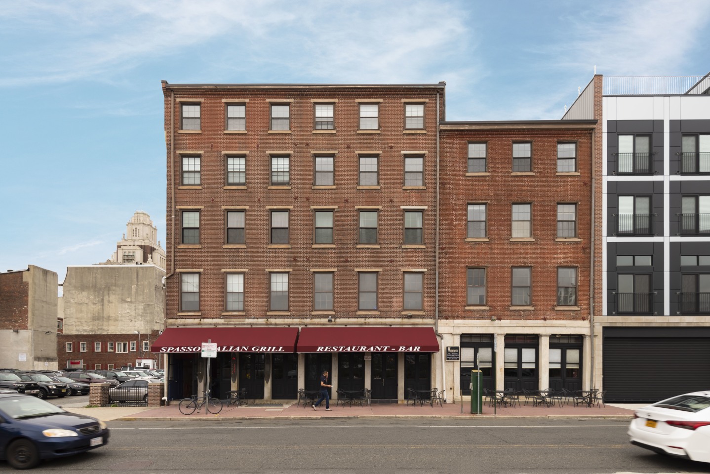 Waterfront Apartments Image 4