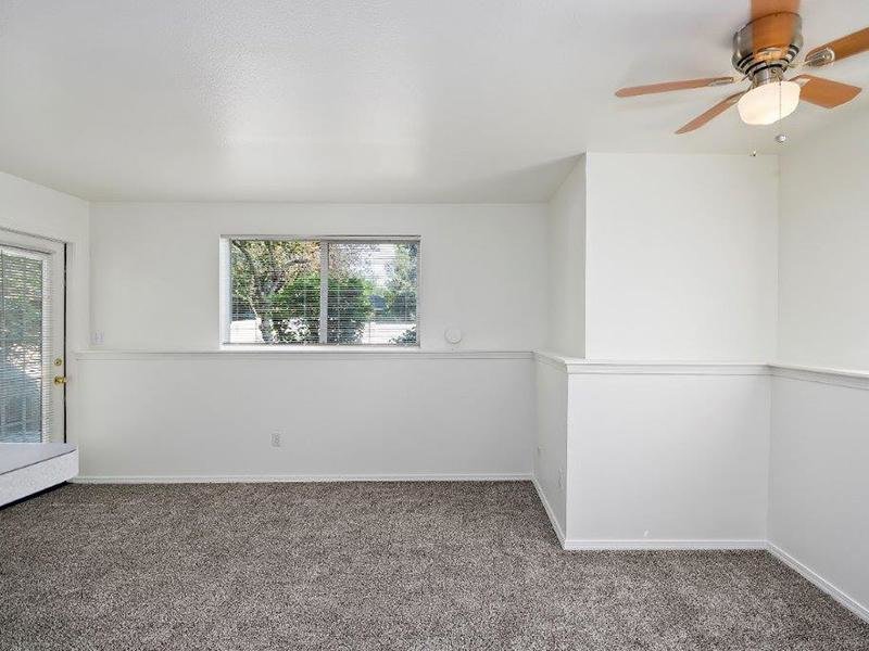 Cedar Square Image 14