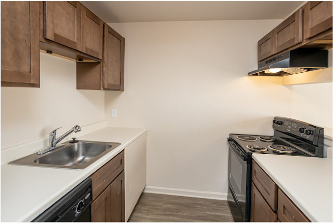 Satsuma Village Apartments Image 1