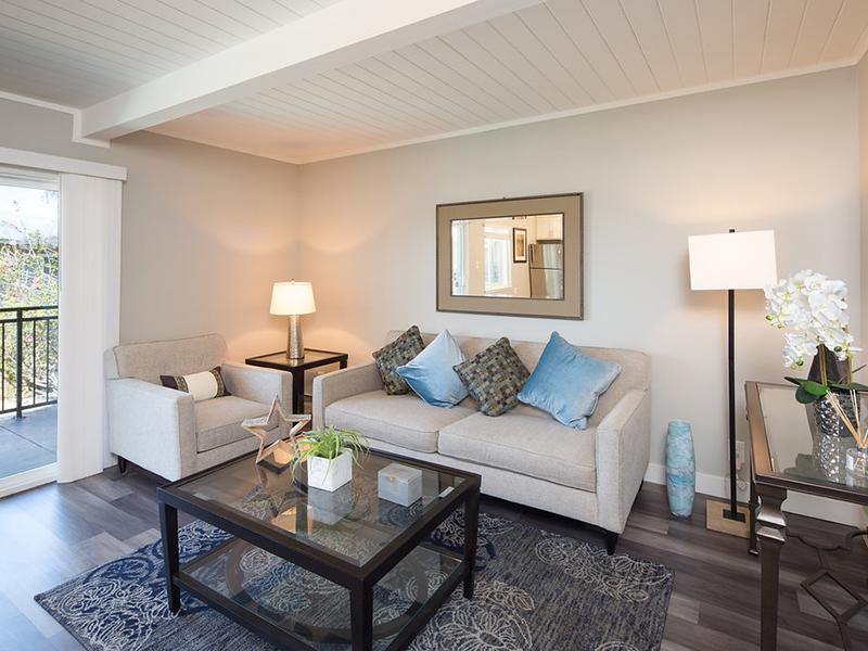 Aloha Apartments Image 2