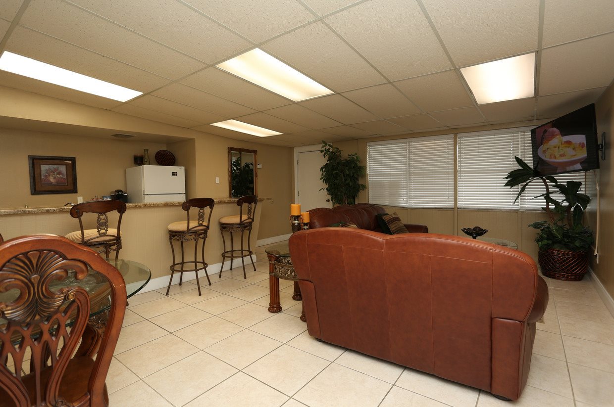 Fountain Woods Apartments Image 14