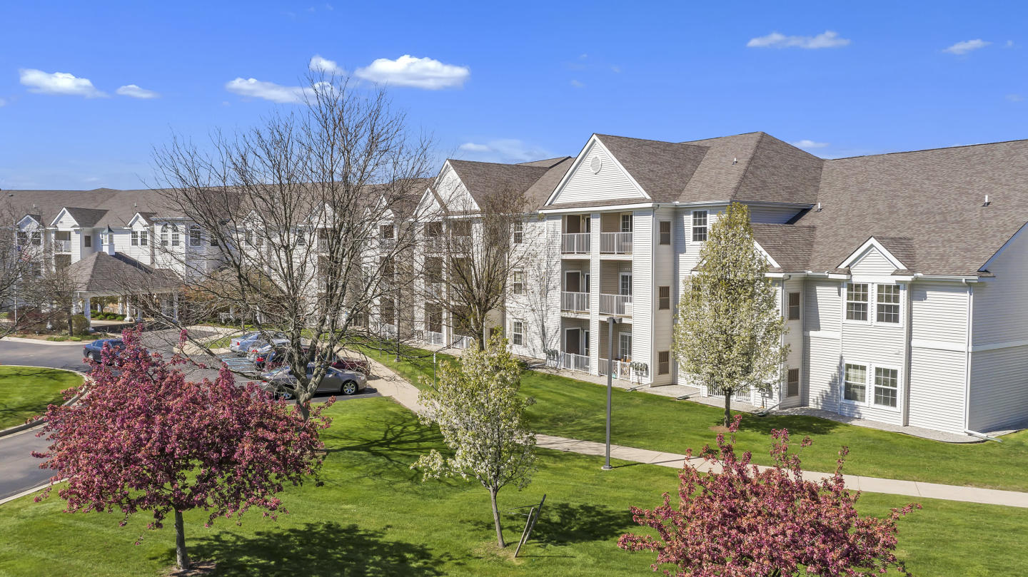 Senior Living - Grandhaven Manor 2 Image 21