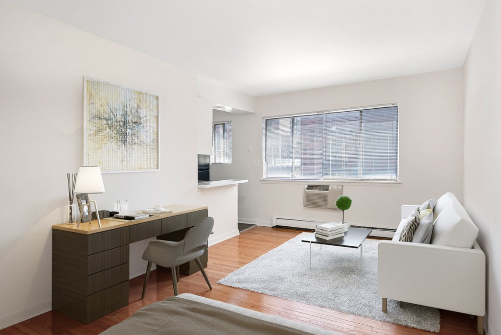 450 West Melrose Image 7