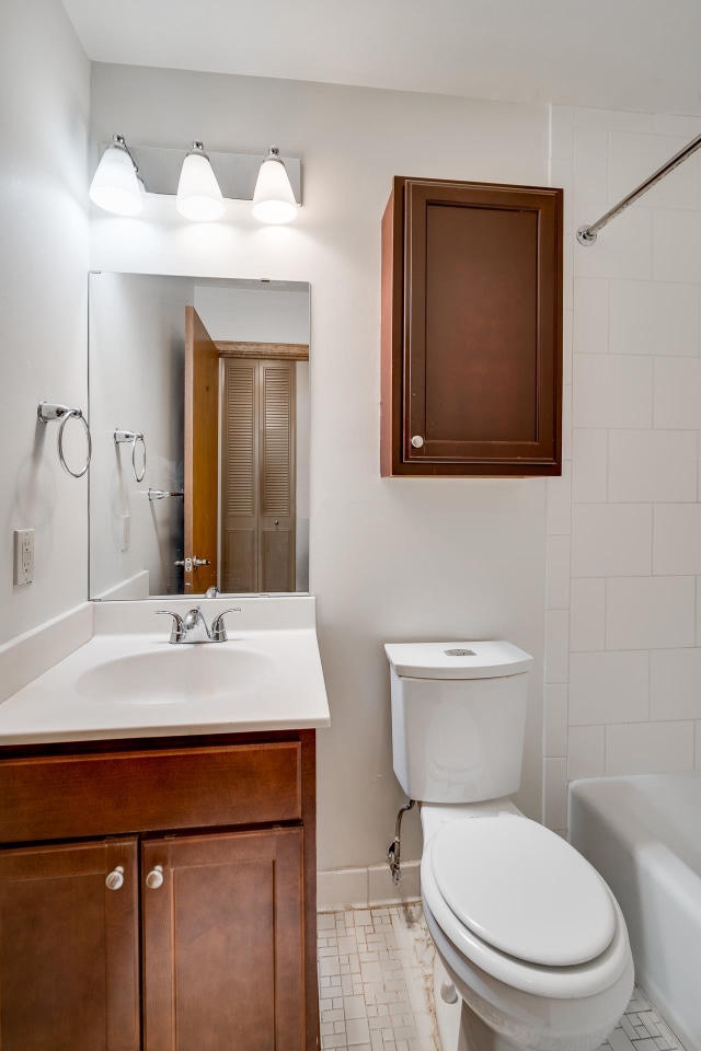 Bryant Manor Apartments Image 38