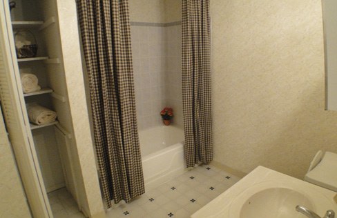 Inverness Apartments Image 10