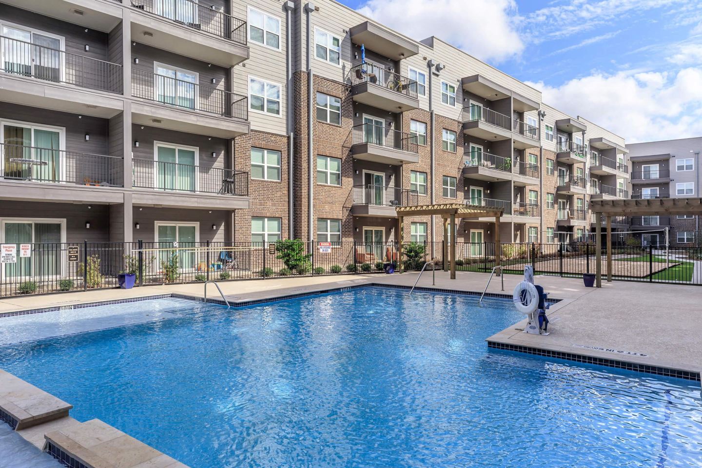 Richmond Estates Image 16