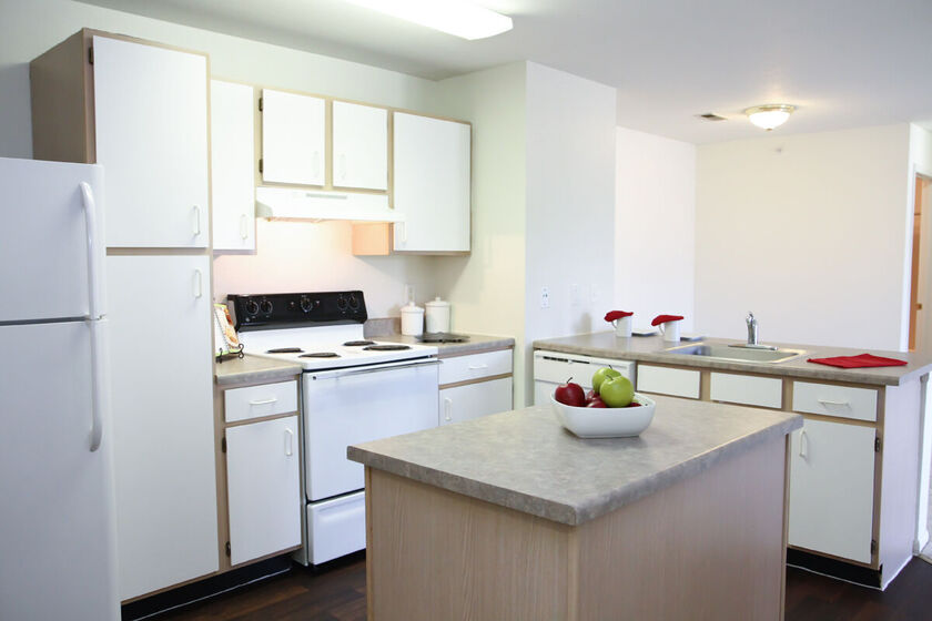 Walden Pond Apartments Image 8