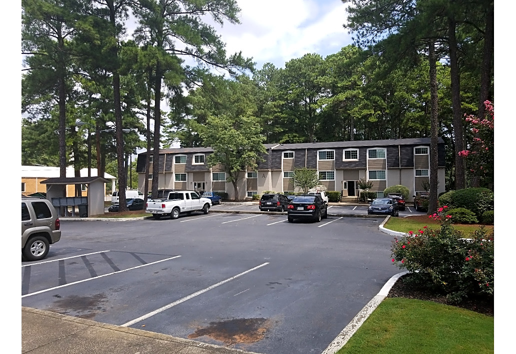 Bluestone Village Apartments Image 1