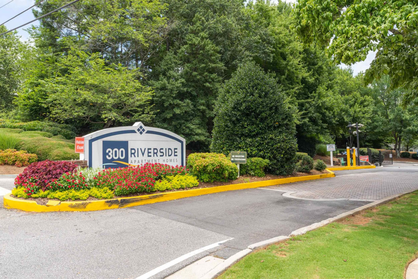 300 Riverside Image 24