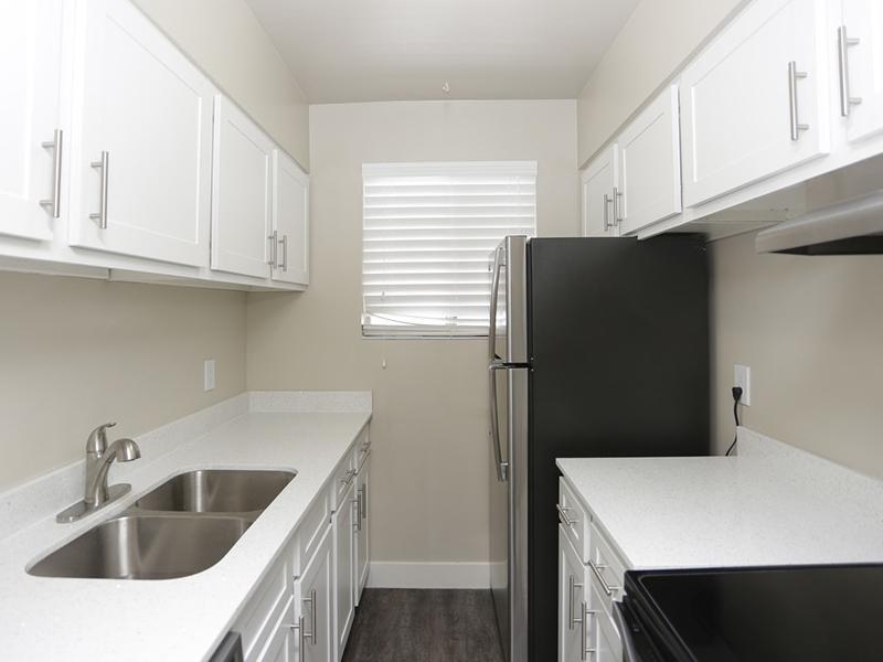 Commons on 2nd Apartments Image 1