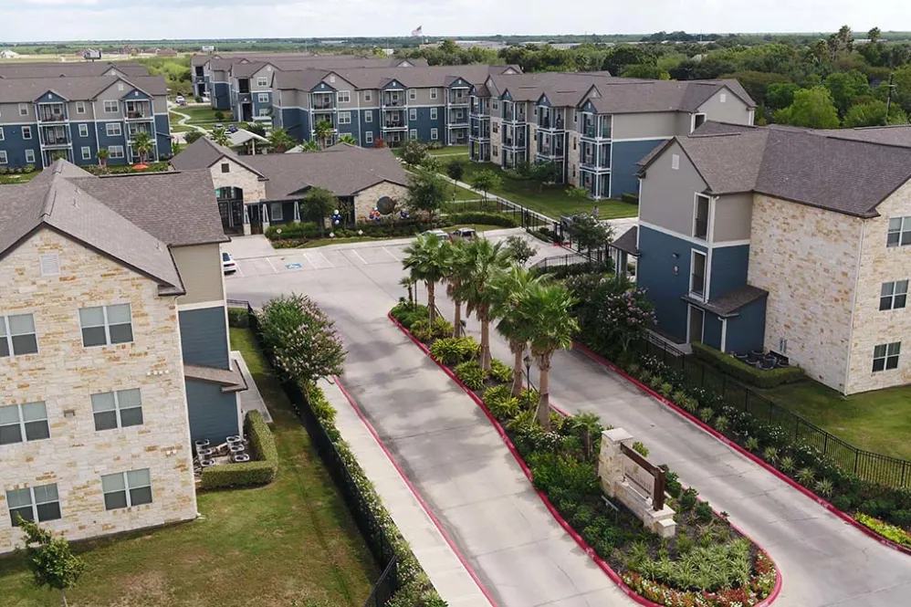 Oak Forest Image 11