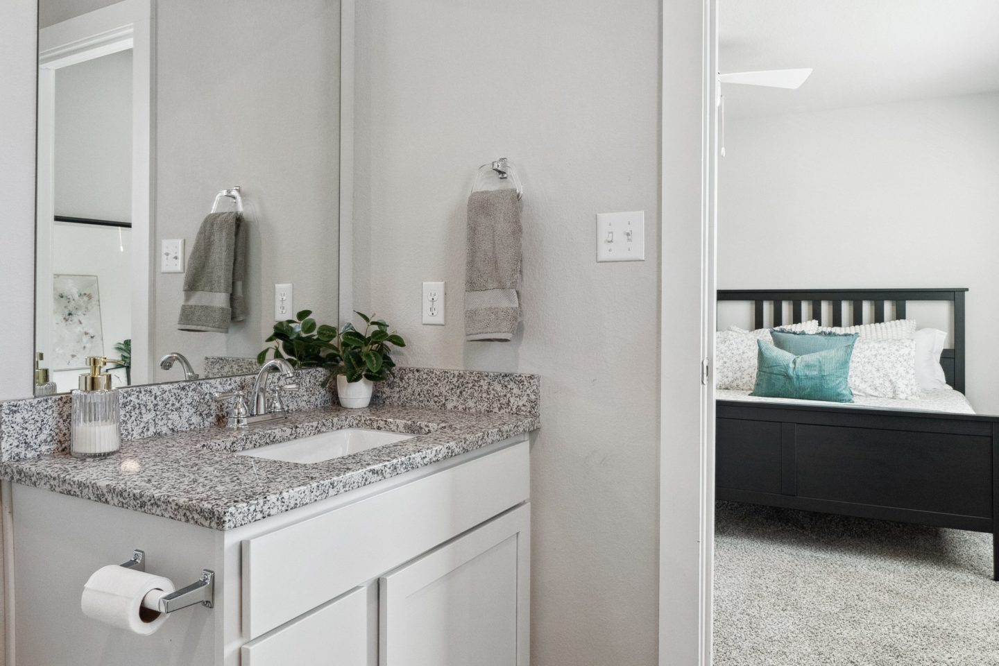 The Powell Townhomes Image 17