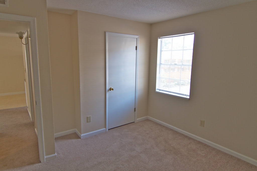Christine Court Image 17
