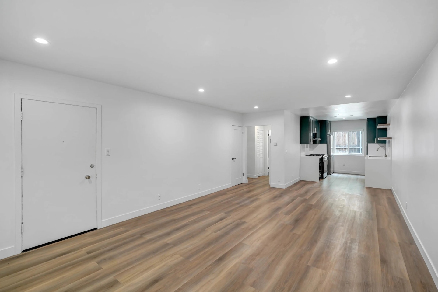 Selworth Apartments Image 12