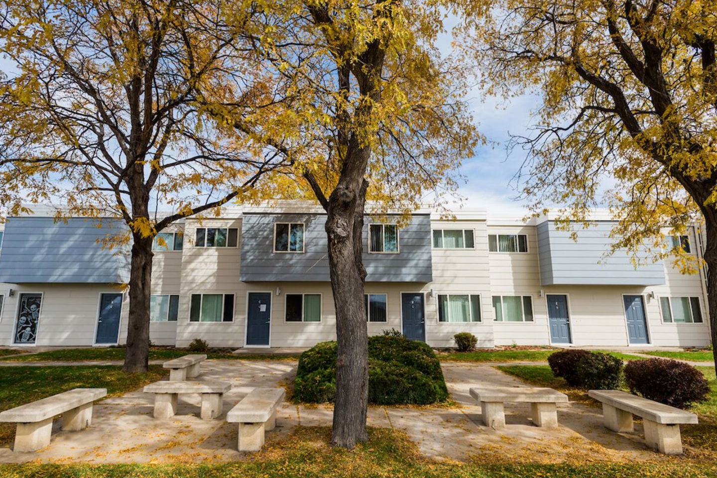 Whitney Young Manor Image 4