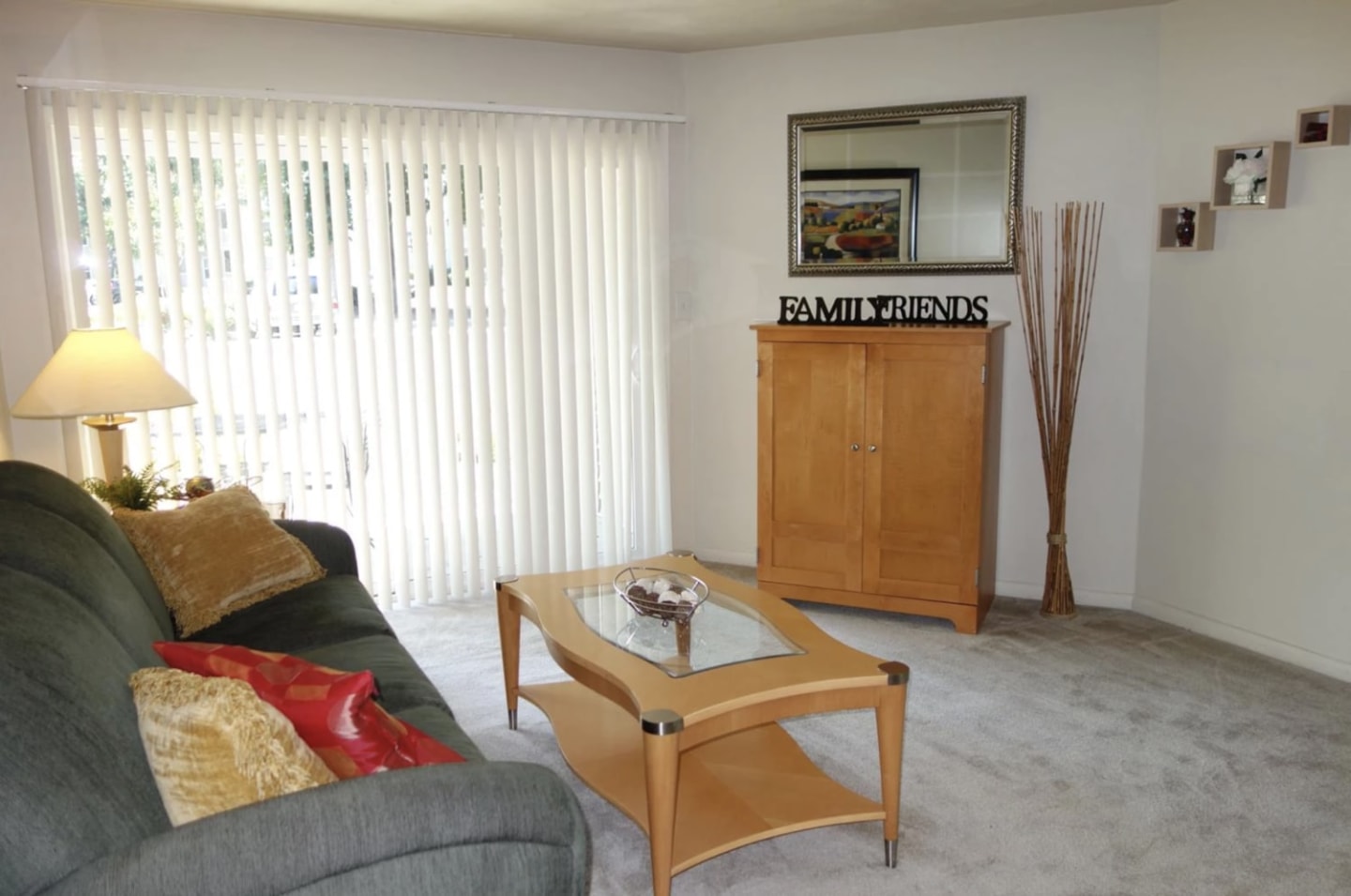 One Central Apartment Homes Image 11