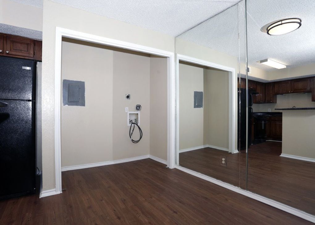 Woodside Lane Apartments Image 4