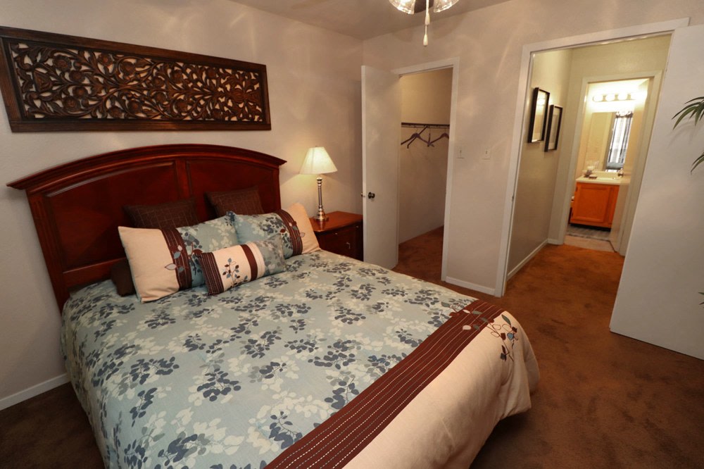 Hillside Apartments Image 13