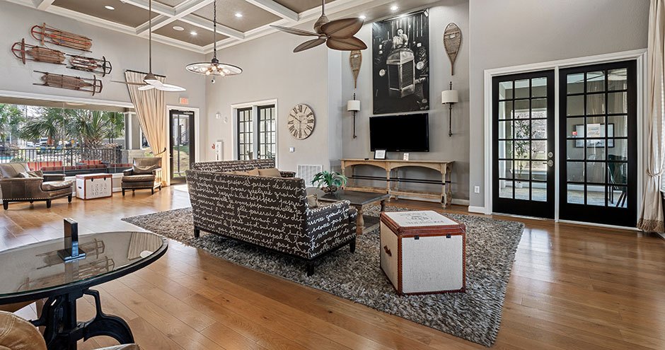 Parkway Grande Apartment Homes Image 10