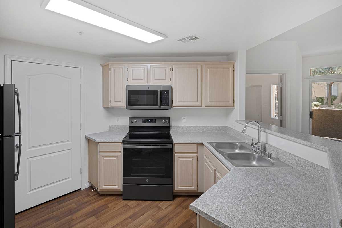Noble Park Apartments Image 6