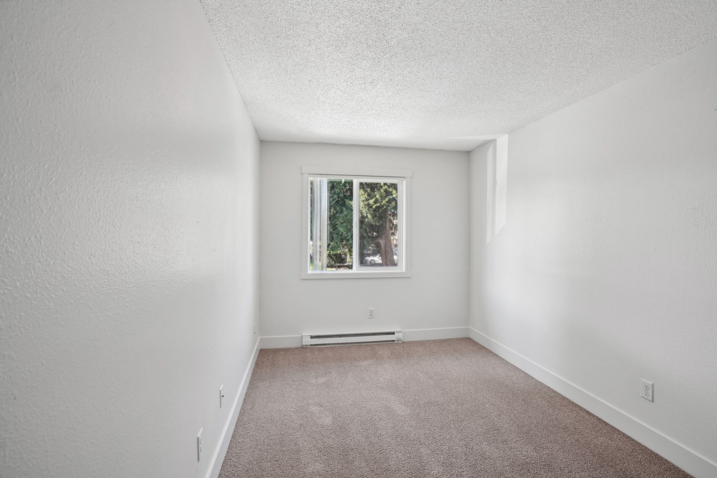 Beverly Grove Image 28