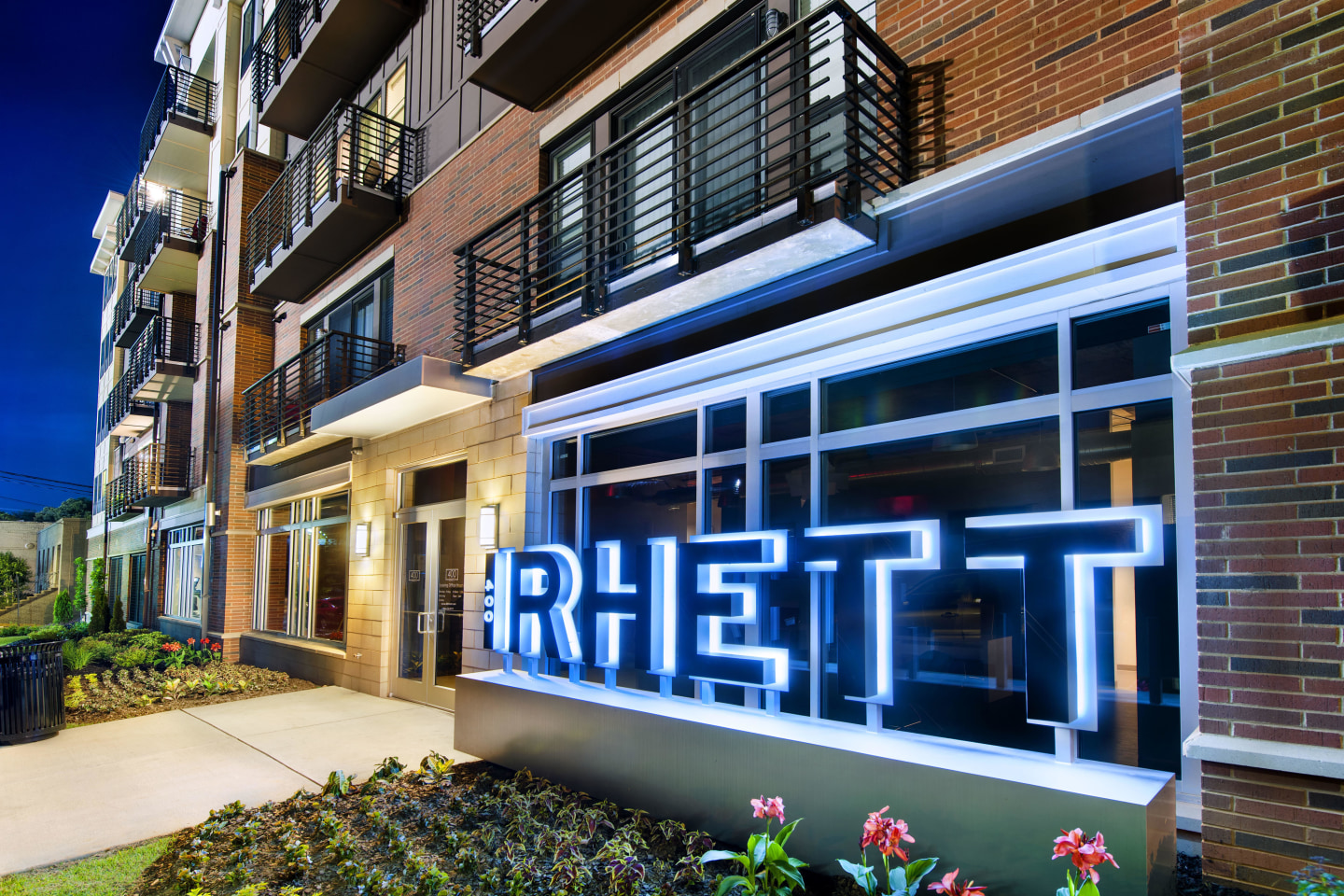 400 Rhett Image 5