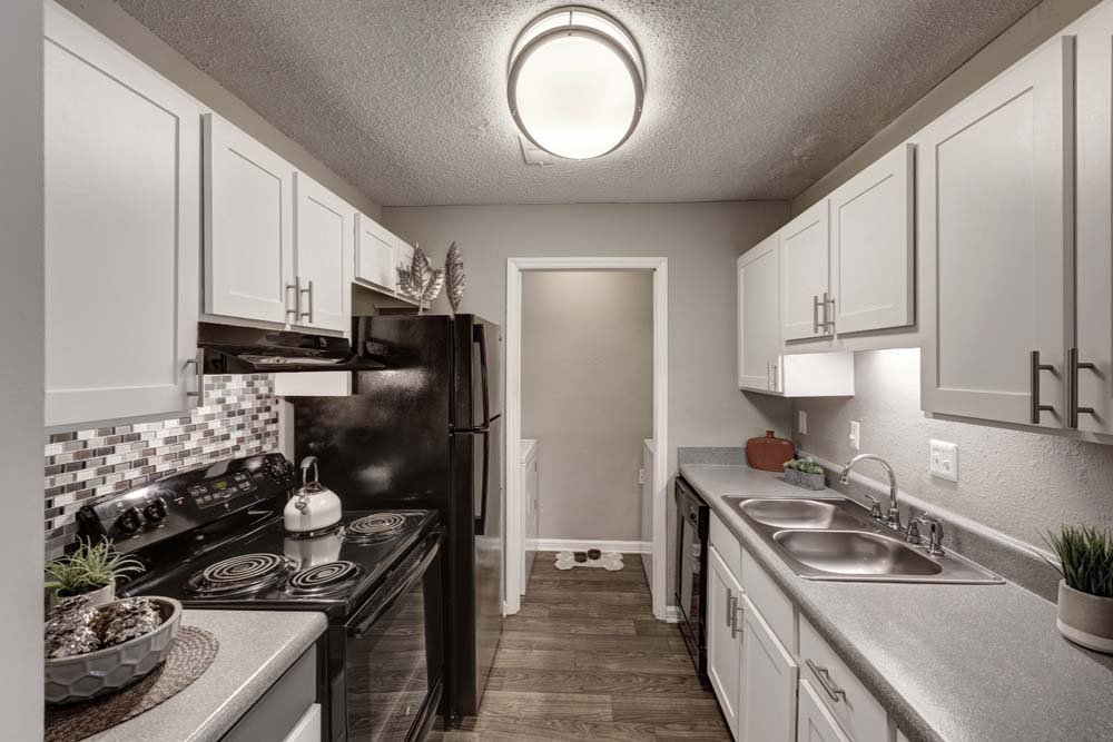 Harlowe Apartments Image 1