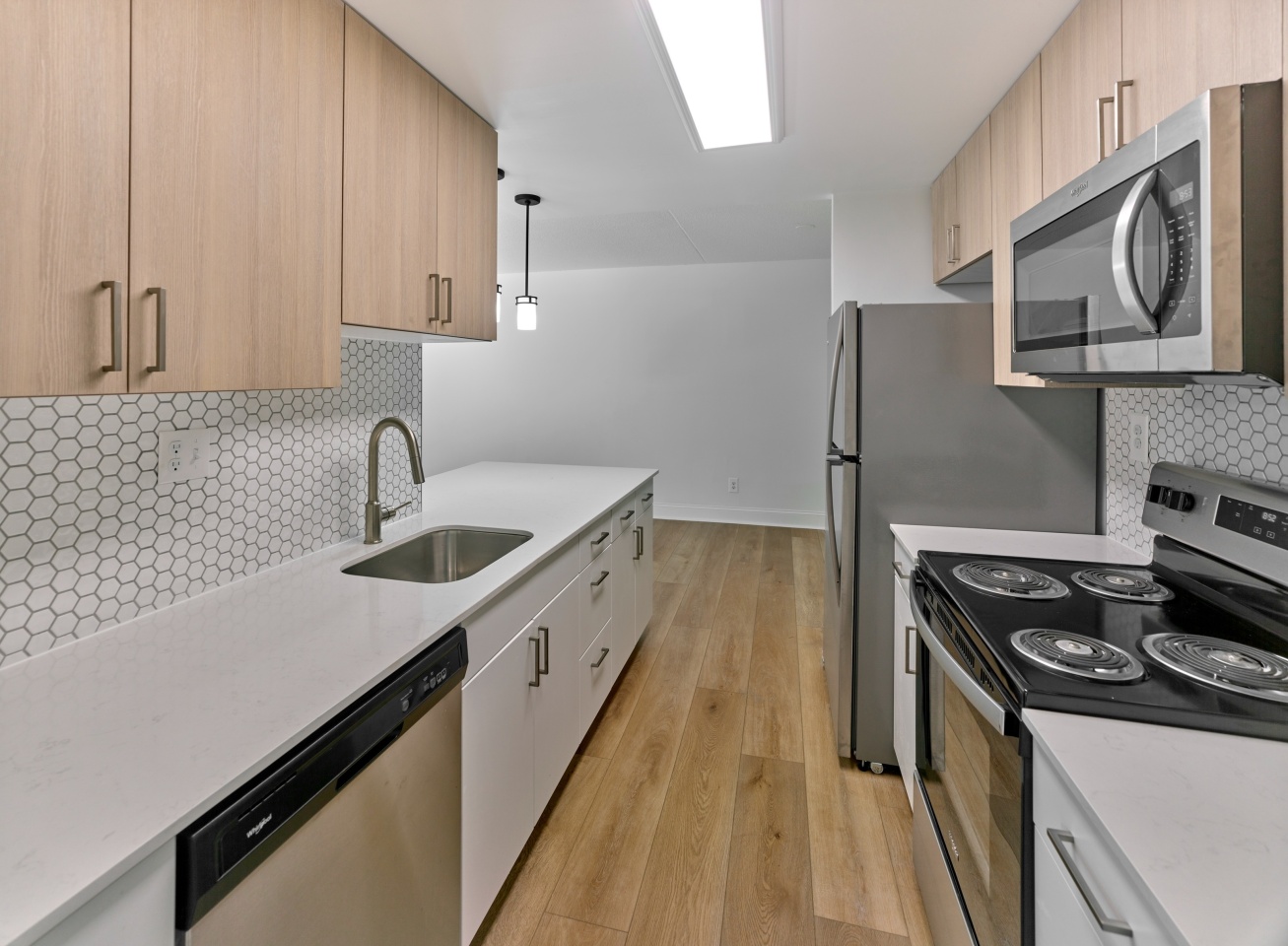 Delmont Apartments Image 3