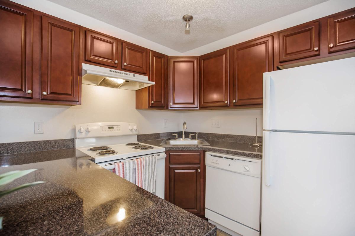 Lakeview Apartments Image 15