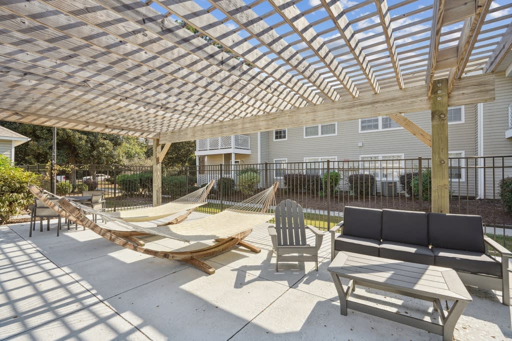 Cypress Pointe Apartment Homes Image 5