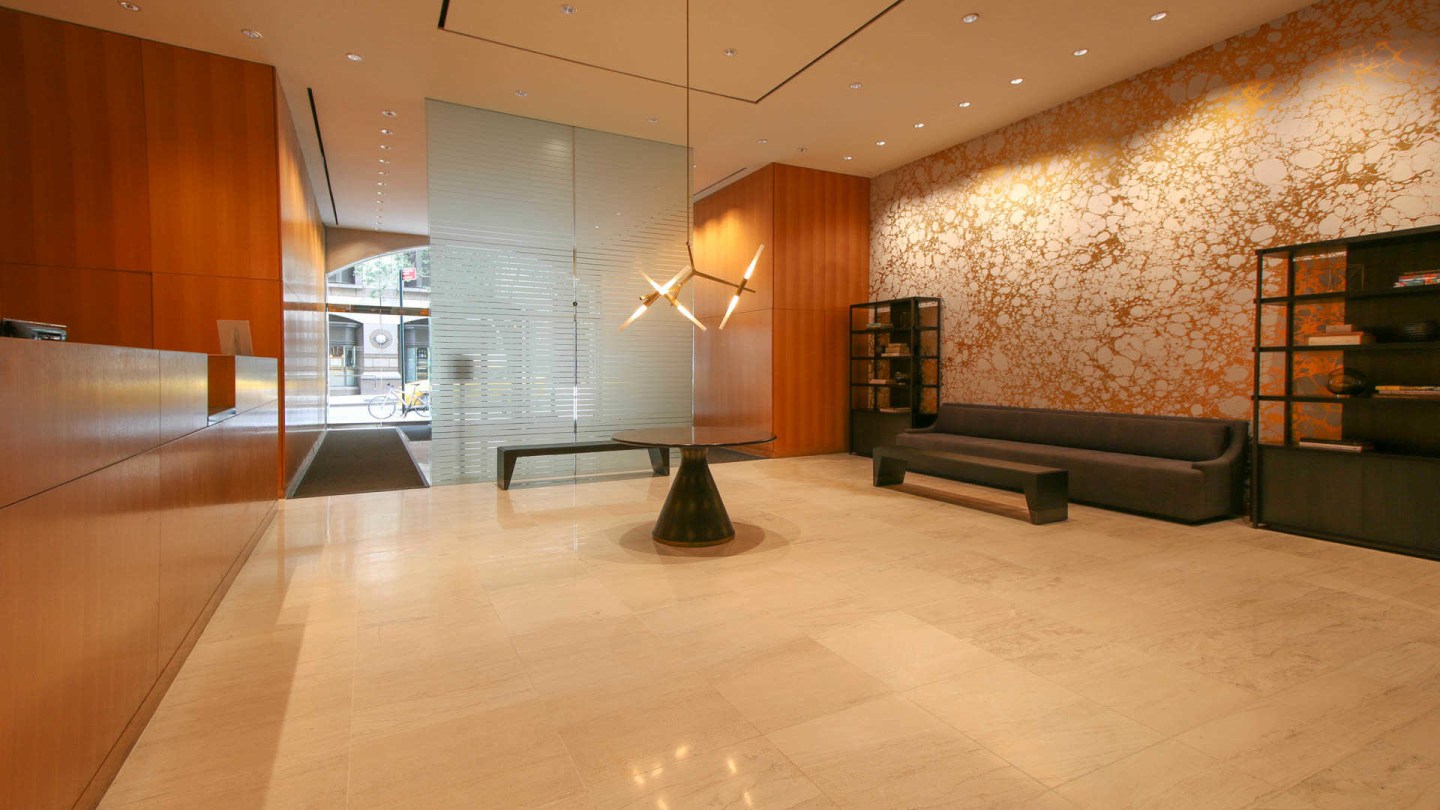 Longacre House Apartments Image 5