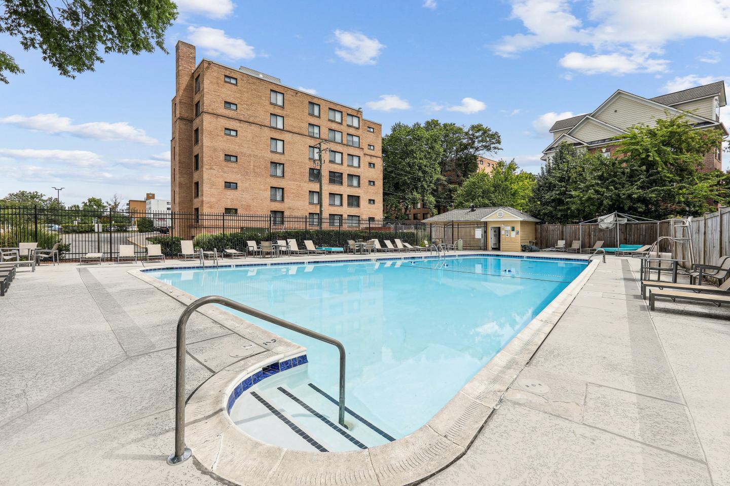 Park Adams Apartments Image 18