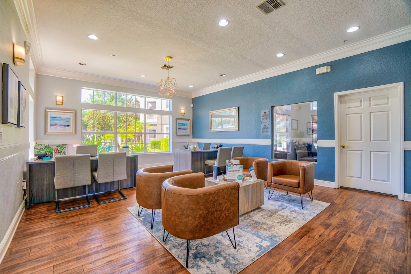 Elmhurst Village Image 37
