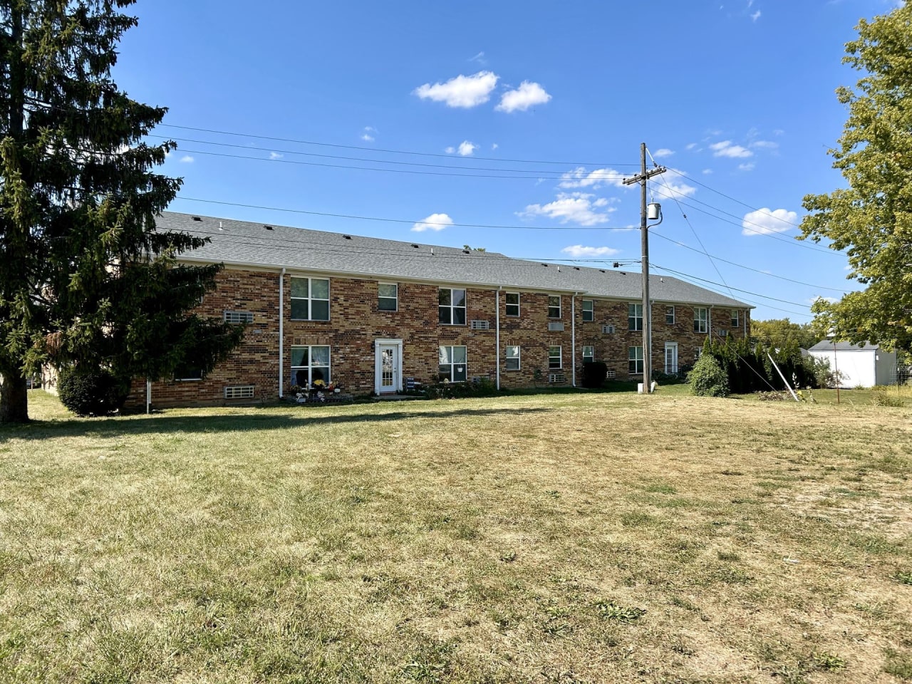 Village Apartments of Summitville Image 2