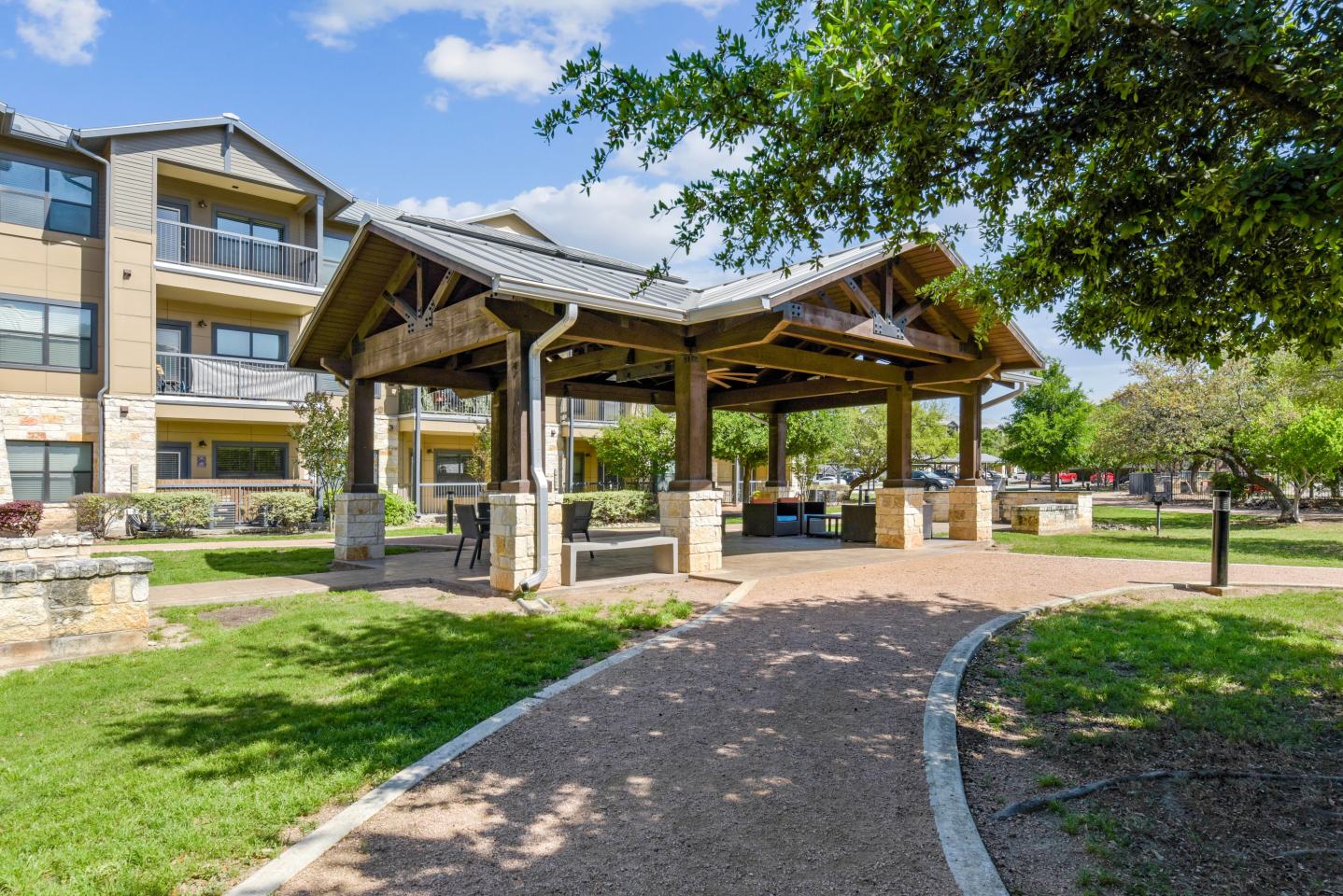 Platinum Shavano Oaks Image 14