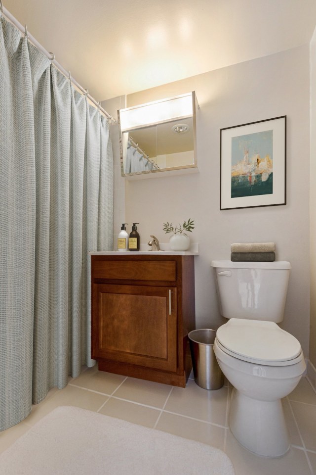 Claridge House Image 3