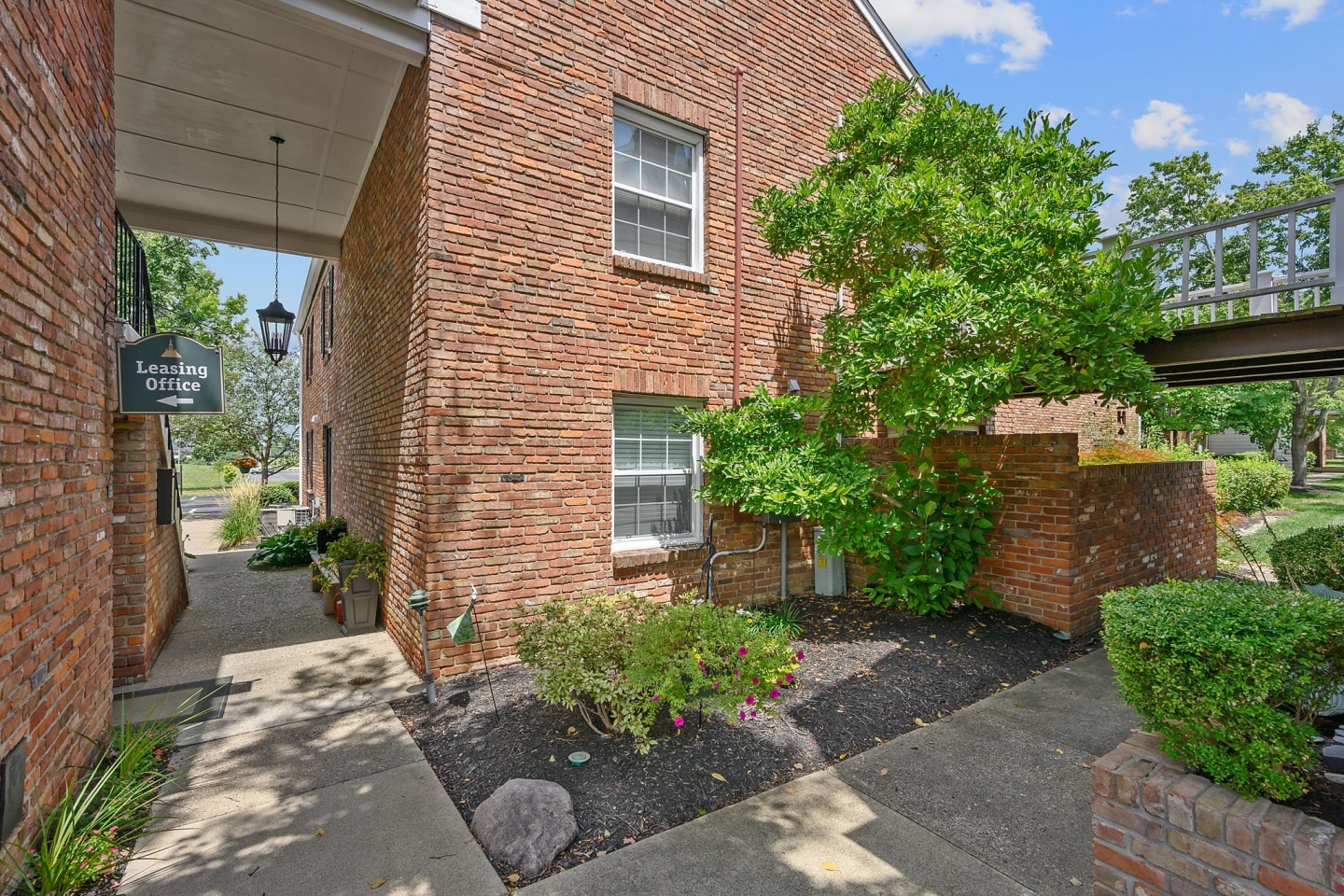 Olde Towne In Kenwood Image 24