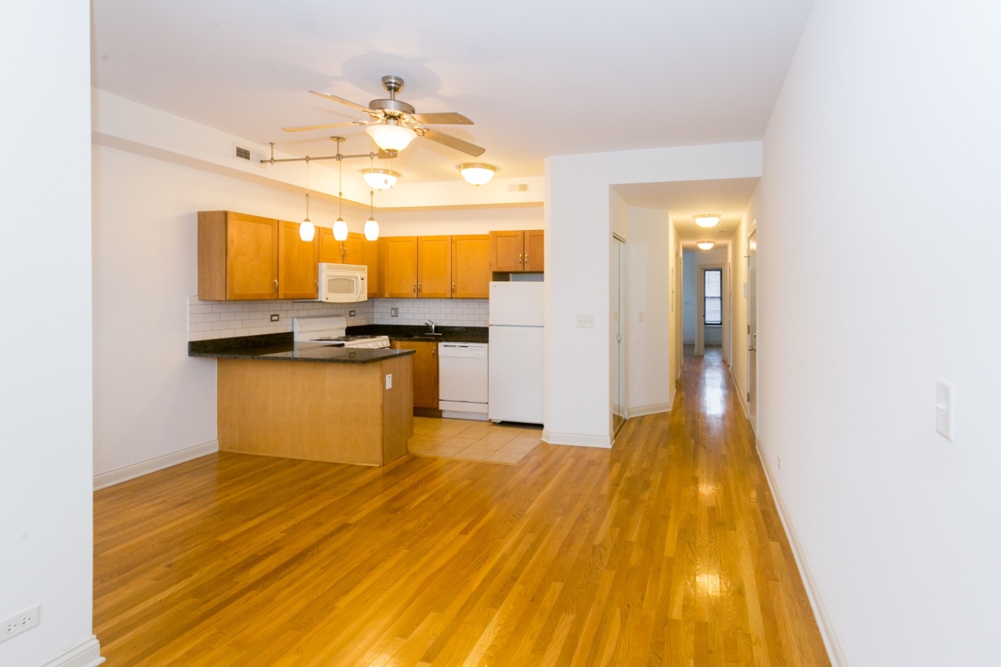 5400-5408 S. Ingleside Avenue Image 29
