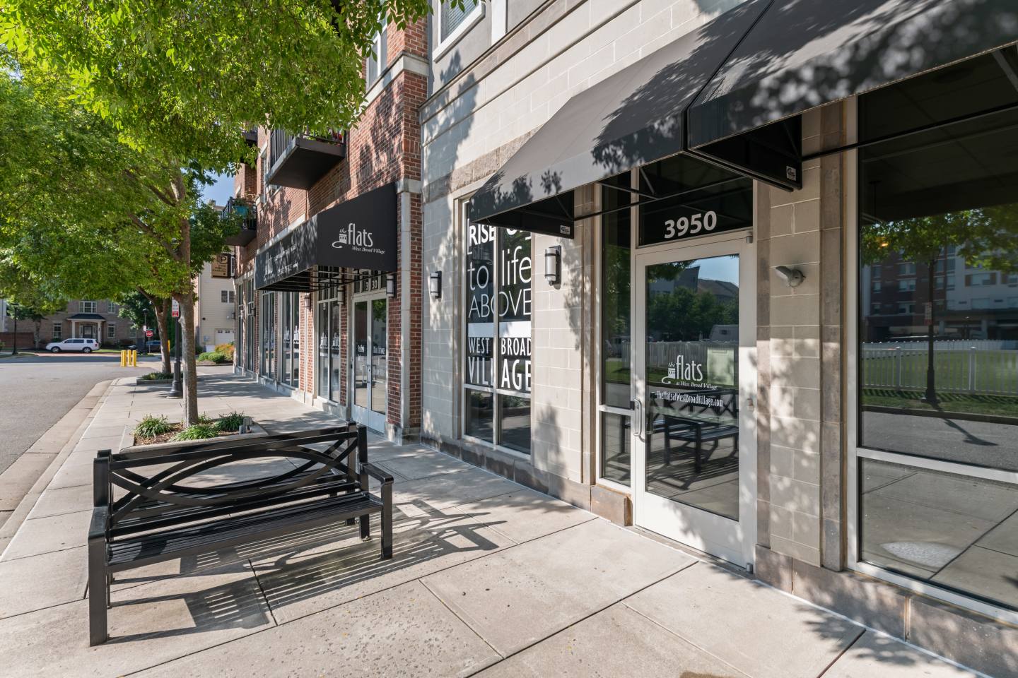 Flats at West Broad Village Image 22