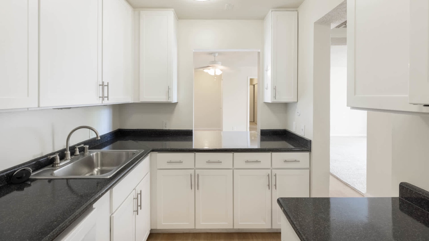 55 West 5th Avenue Image 4