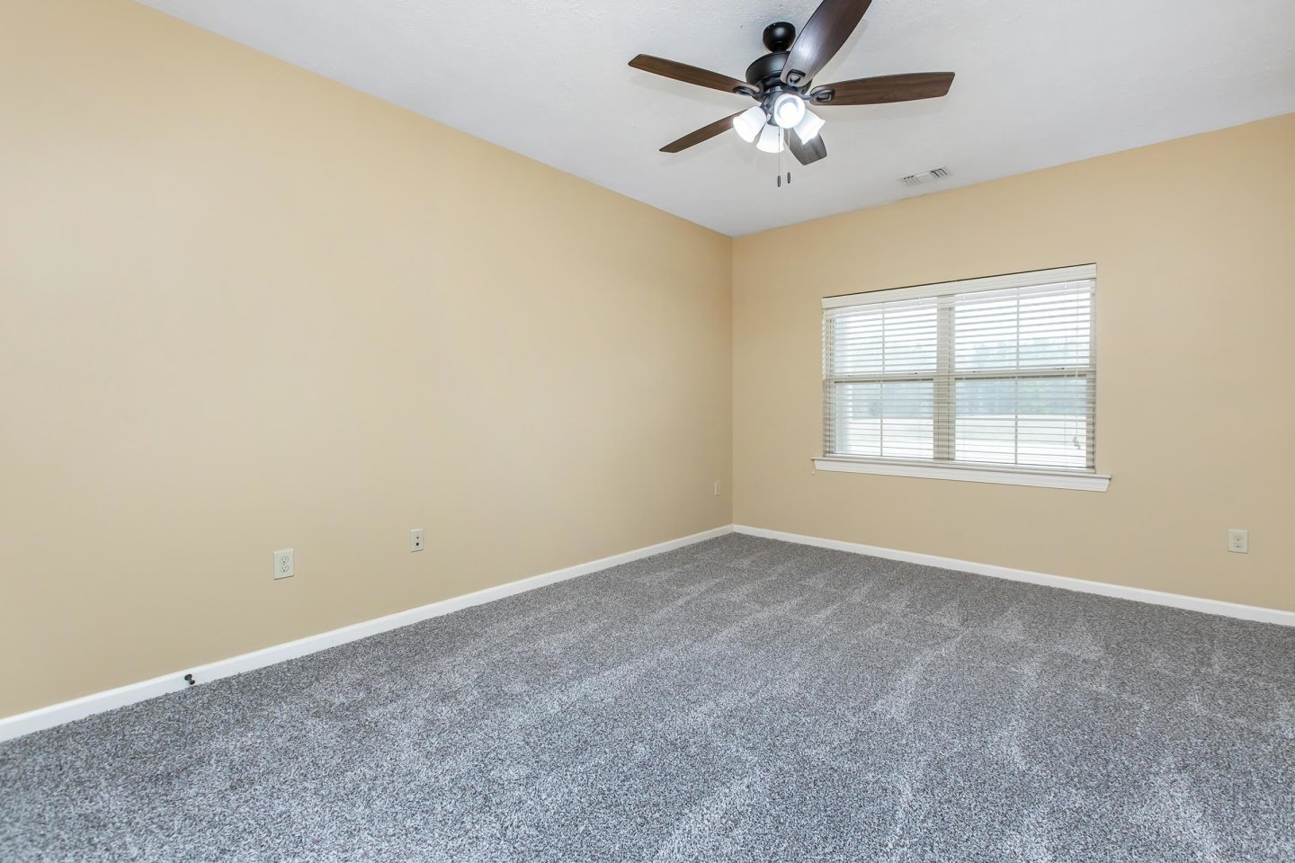 Stonewater Place Image 28