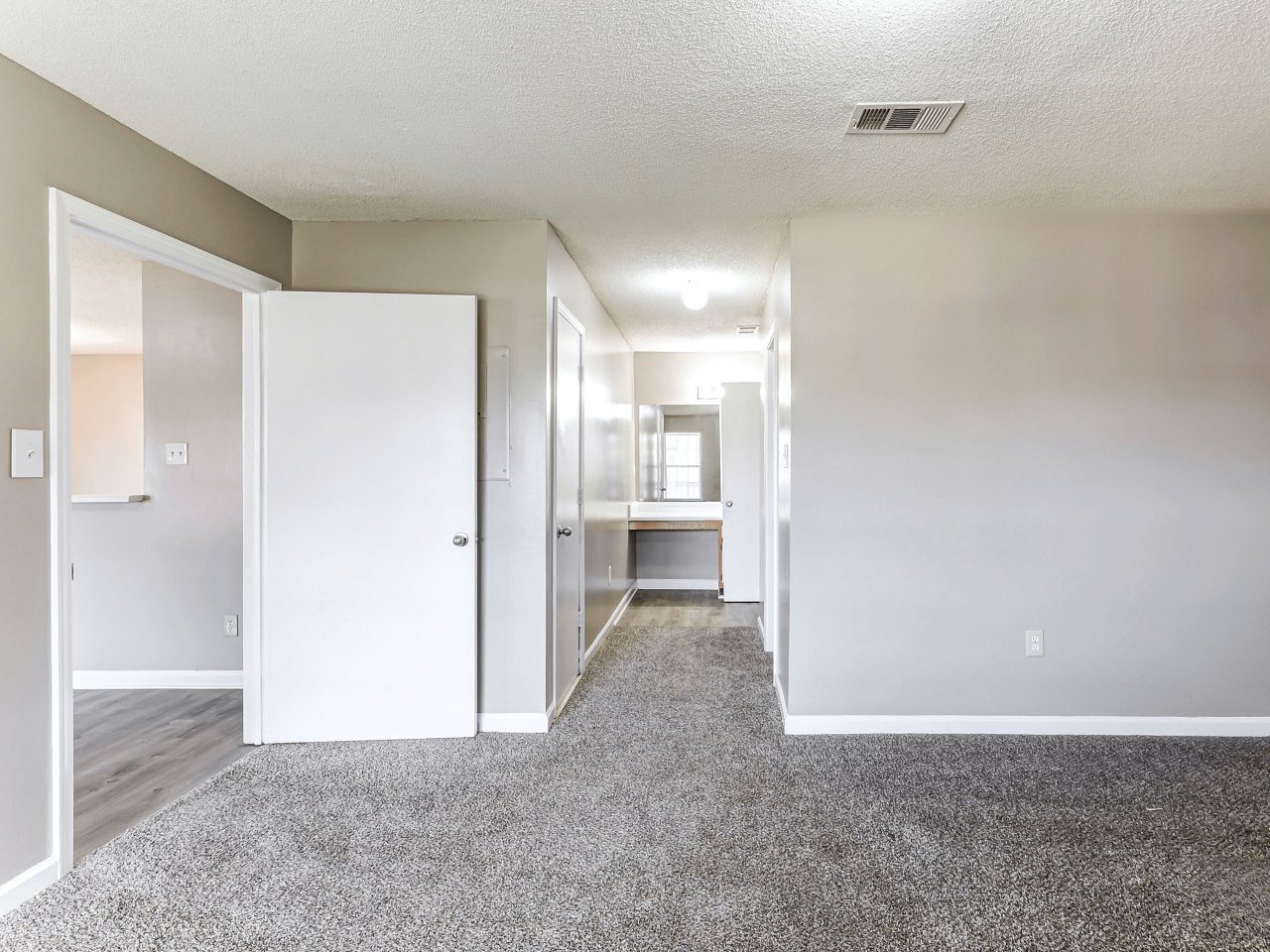 Waverly Apartments Image 50