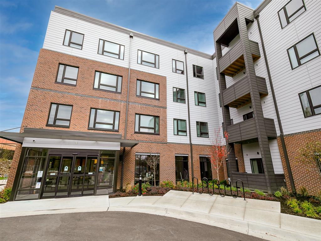 Blvd 64 Apartments Image 29