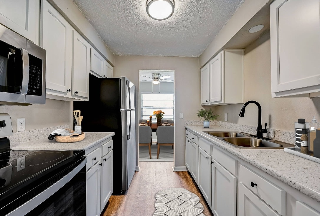 Stonemont Village Image 1