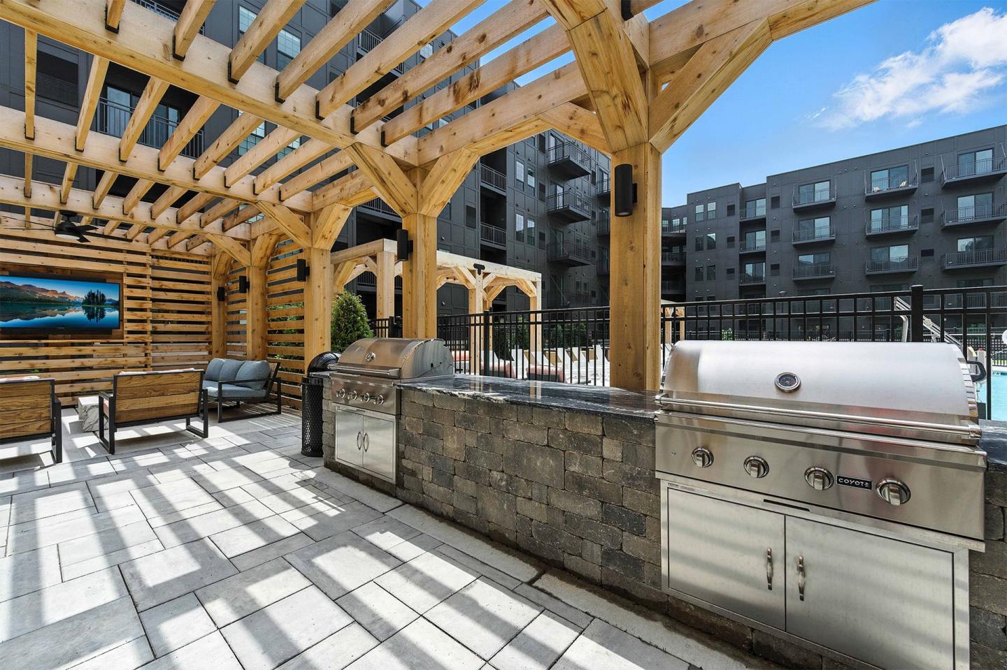 Metro 19 Apartments Image 45