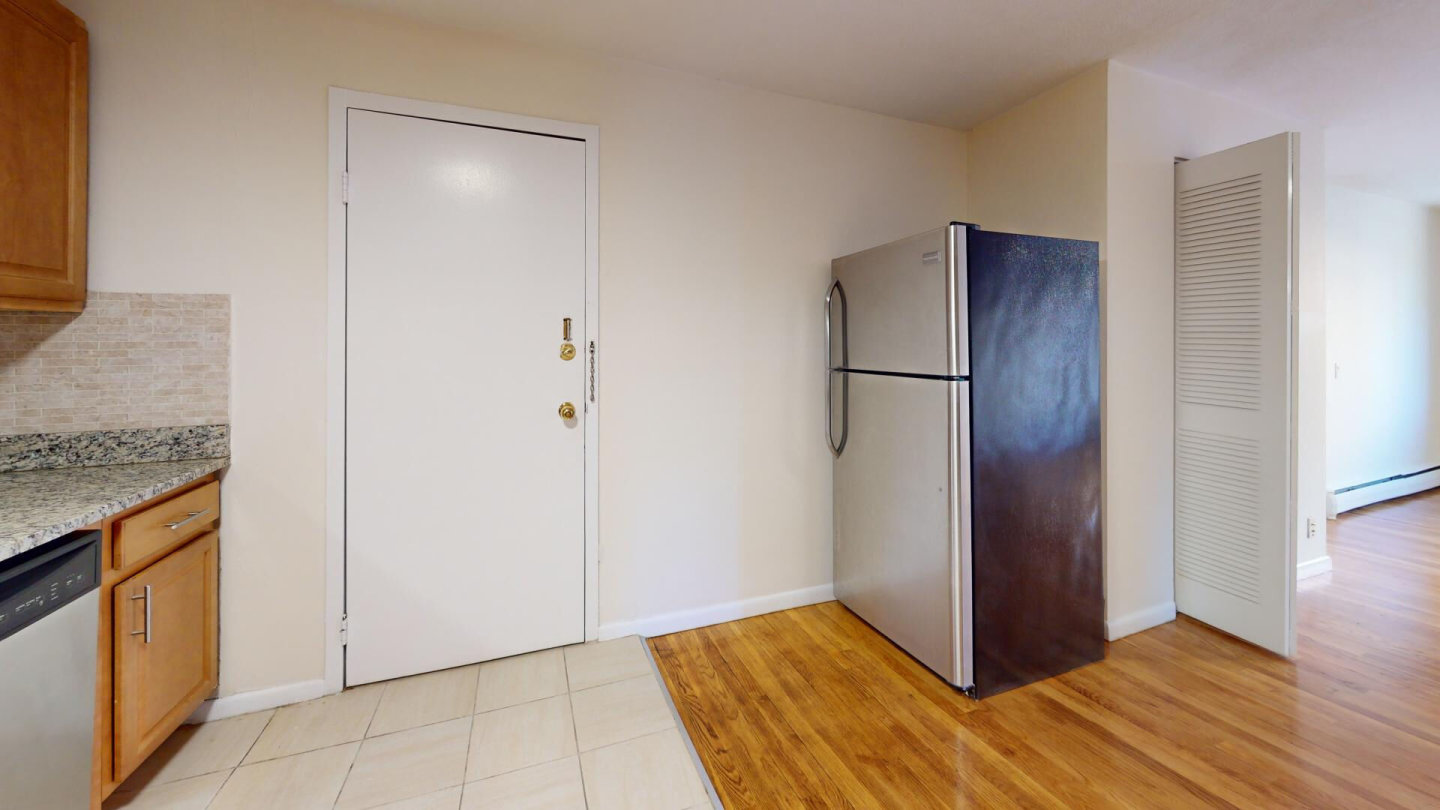 222-230 Babcock Street Apartments Image 32